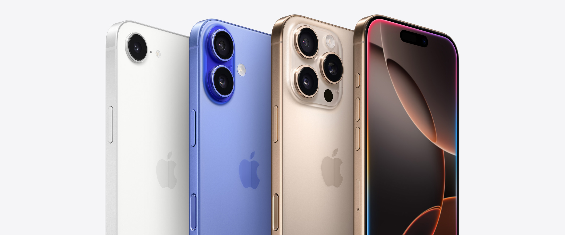 Vier iPhone Geräte, darunter zwei iPhone iPhone 16 Pro in Titan Wüstensand, eines mit 3 Kameraobjektiven hinter dem anderen iPhone 16 Pro mit der Dynamic Island. Neben einem iPhone 16 Modell in Ultramarin mit 2 Kameraobjektiven und einem iPhone 16e Modell in Weiss mit 1 Kameraobjektiv.