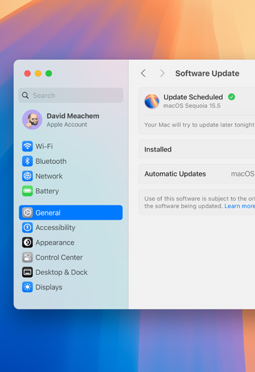 หน้าจอ Mac แสดงการอัปเดตซอฟต์แวร์ตามกำหนดเวลาภายในการตั้งค่าระบบ