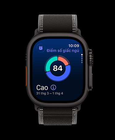 Apple Watch Ultra 3, màu đen, vỏ titan, màn hình hiển thị biểu đồ điểm số giấc ngủ hình tròn, dây đeo, Dây Quấn Trail, màu đen/than