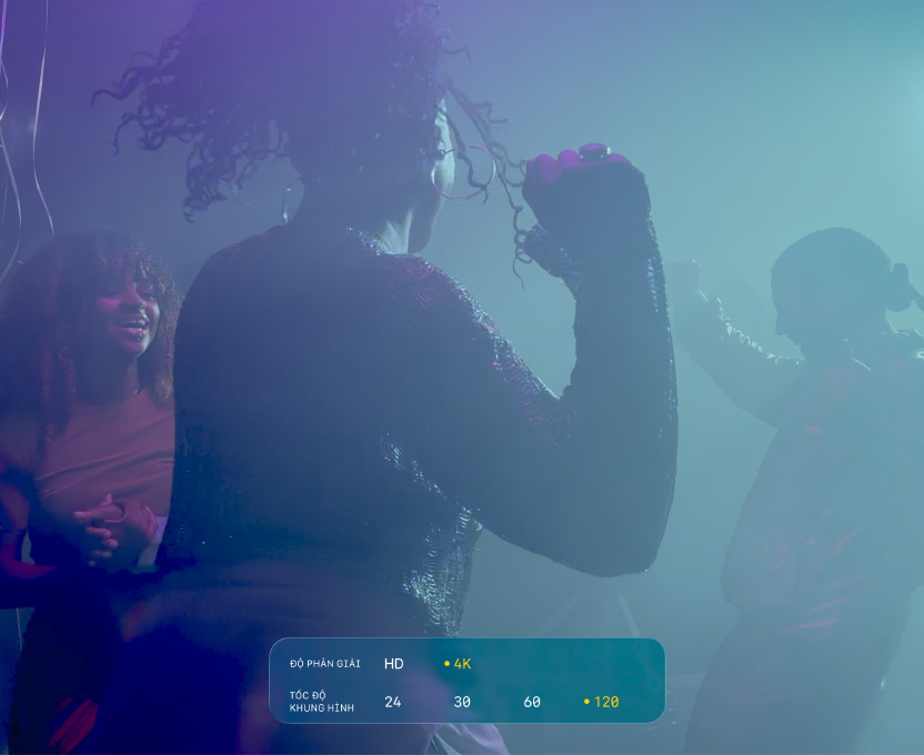 Cảnh quay ba người nhảy múa trong điều kiện quay phim thiếu sáng cho thấy khả năng của 4K Dolby Vision tốc độ 120 fps